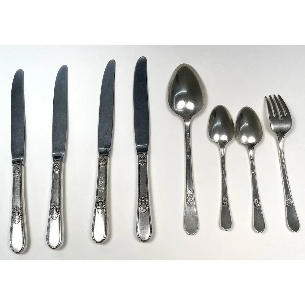 17pc Wm Rogers IS Silverplate MEMORY HIAWATHA Flatware Knives Forks Spoons FLAWS